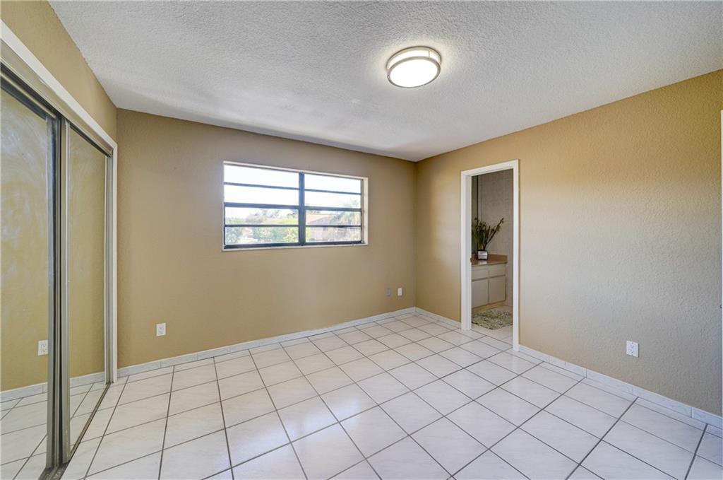 PARK TOWNHOMES CONDO - Residential