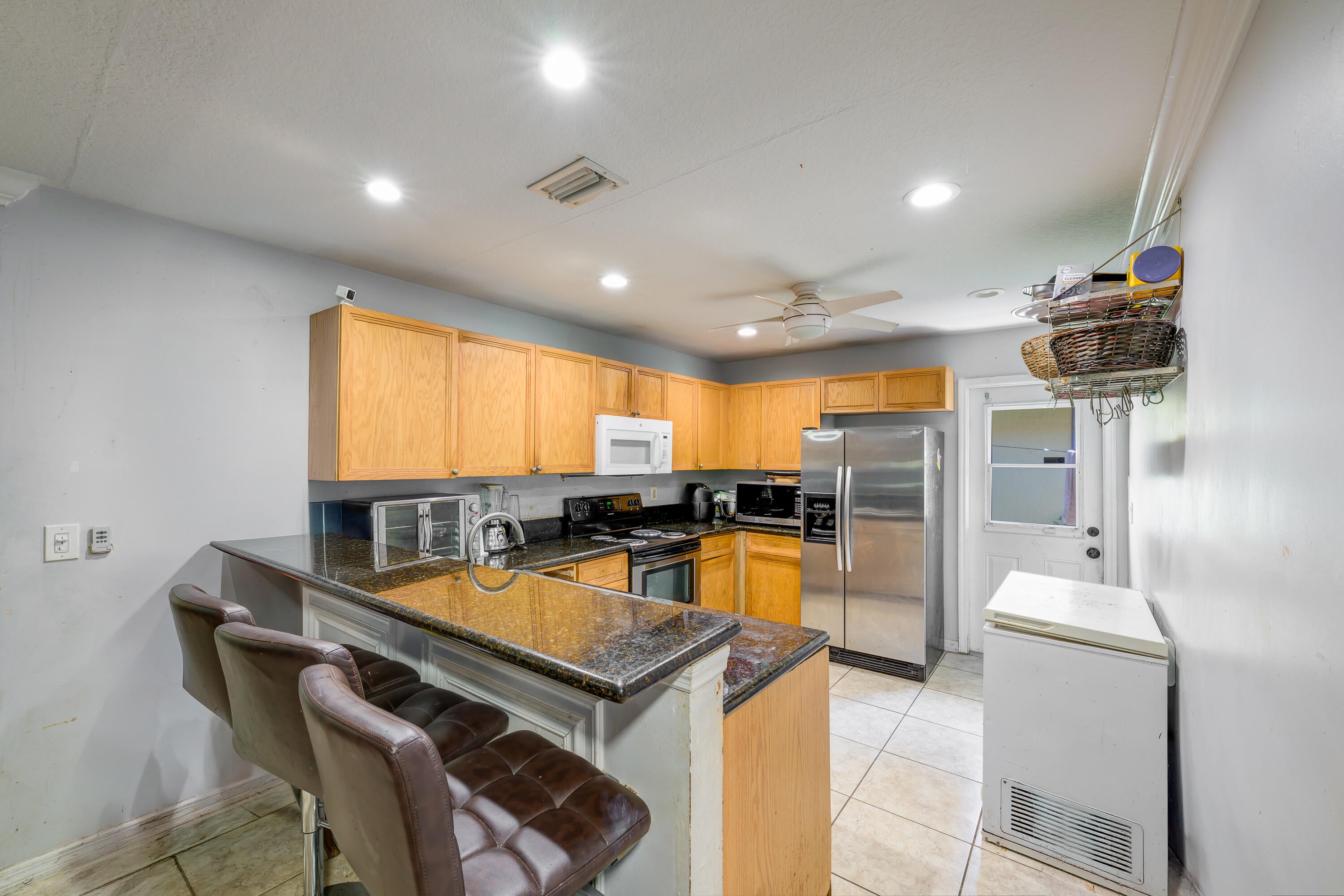 631 S A Street 631