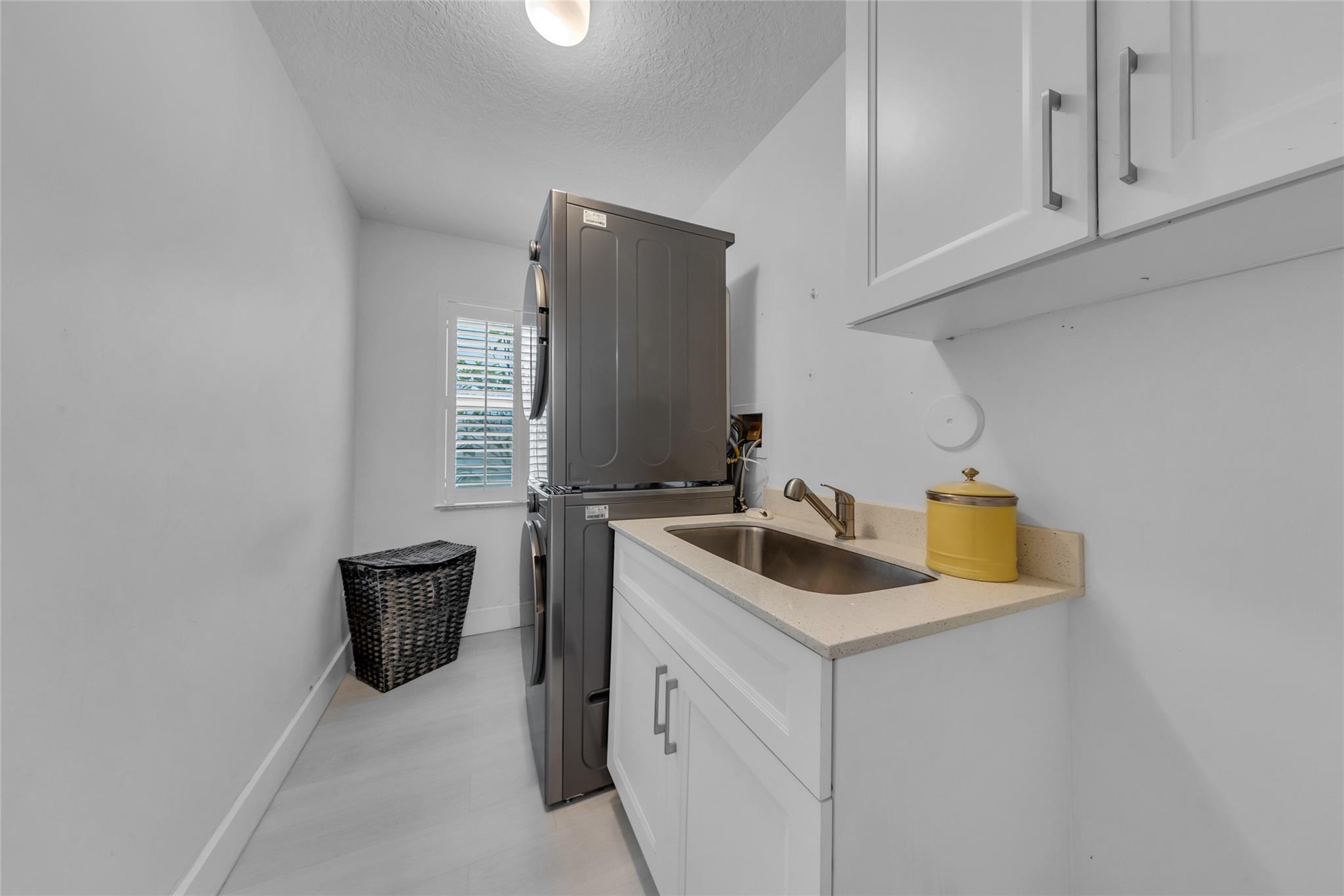 Sawgrass Preserve 157-4 B - Residential