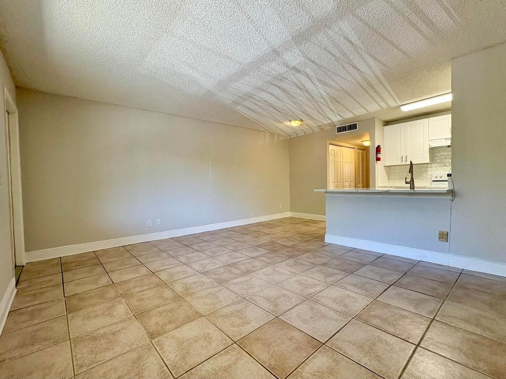 Photo of 1830 W Meadows Circle #1830, Boynton Beach, FL 33436 (MLS # R11016635)