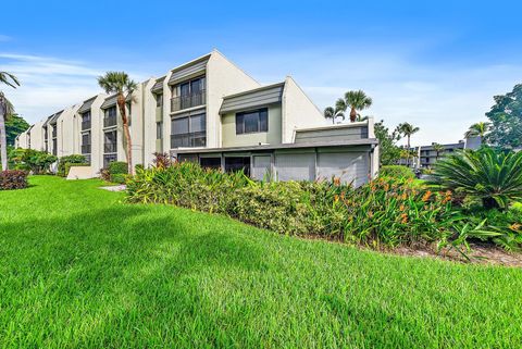 A home in Lake Worth