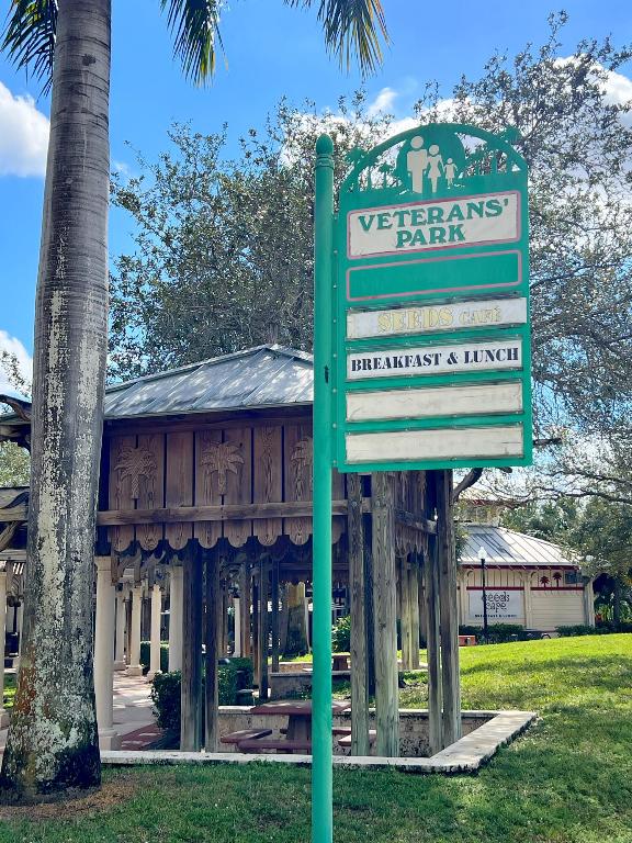 CHAROLAIS CONDO - Residential