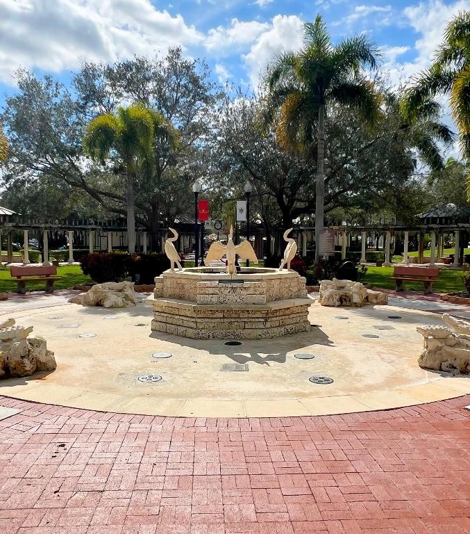 CHAROLAIS CONDO - Residential