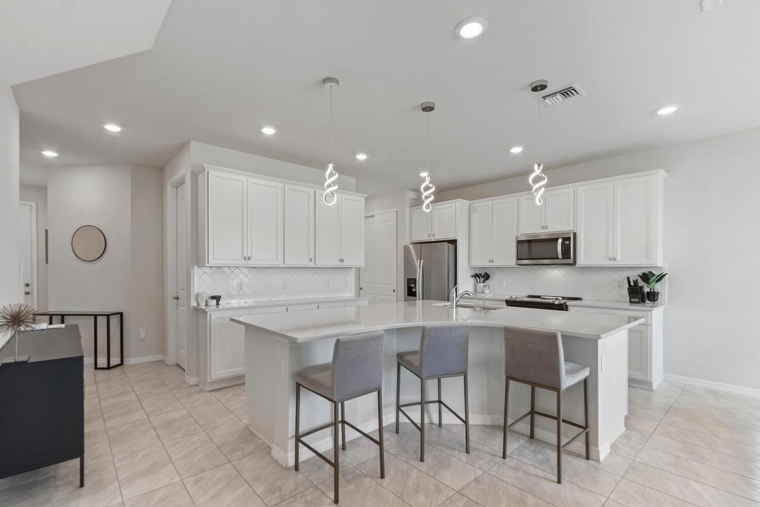 Properties 4818 Jumping Way