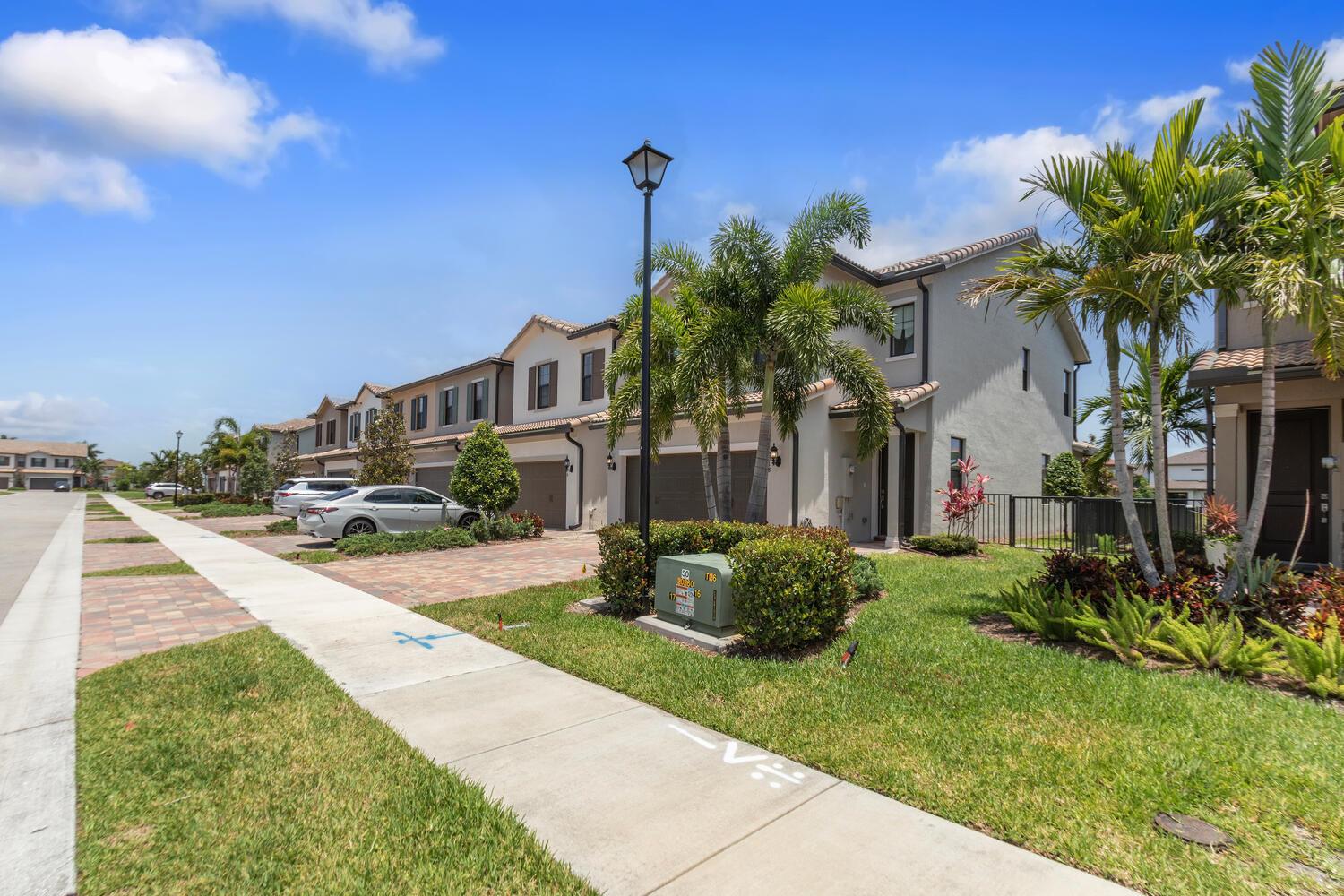 Properties 4818 Jumping Way