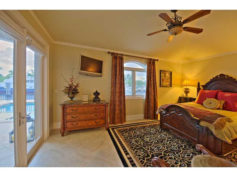 LAUDERDALE HARBORS SEC A - Residential