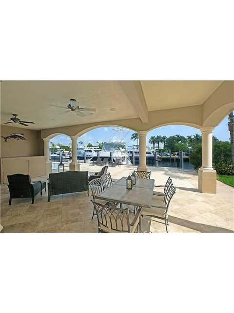 LAUDERDALE HARBORS SEC A - Residential