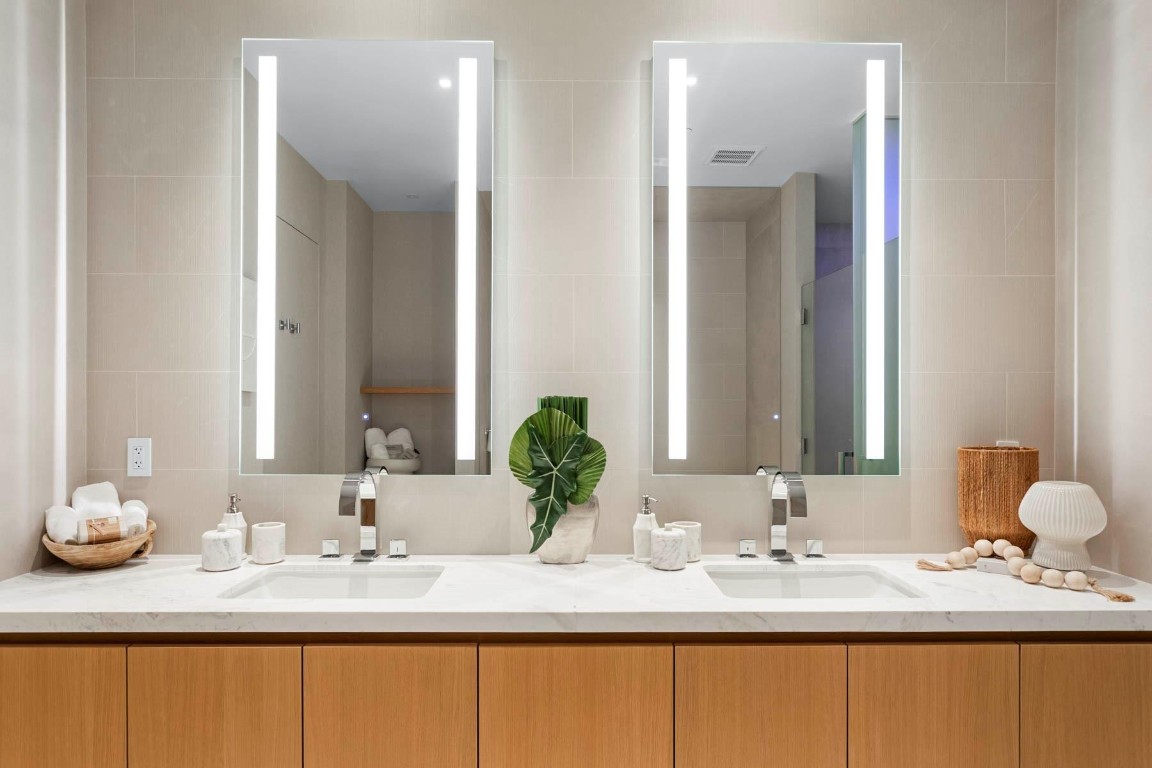 Pier Sixty Six Residence - Residential