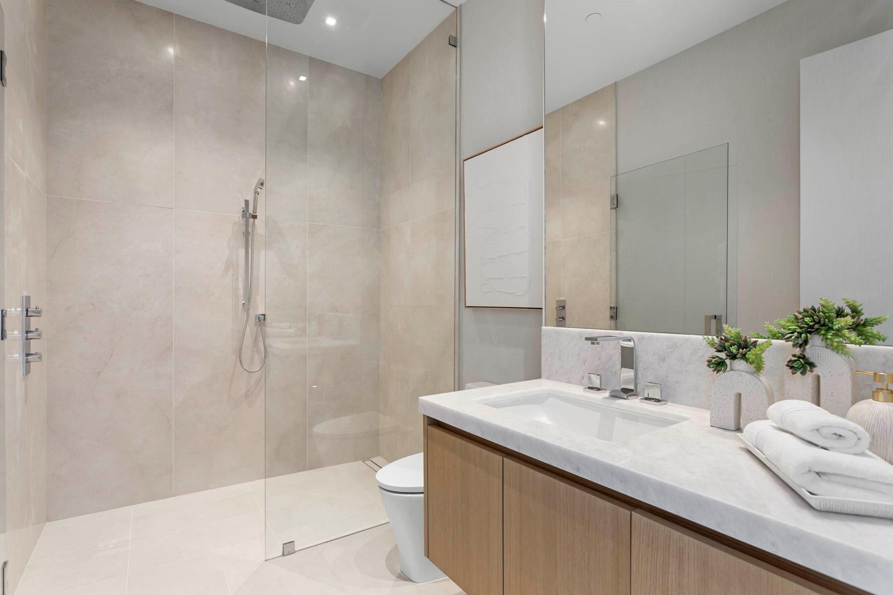 Pier Sixty Six Residence - Residential