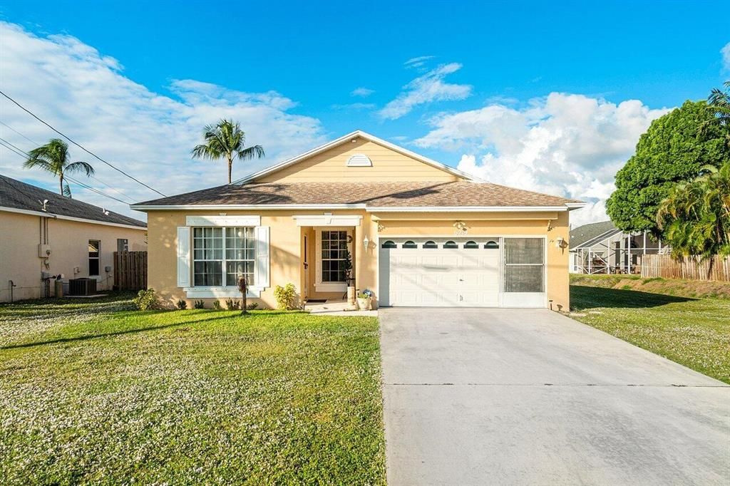 Photo of 6279 Adams Street, Jupiter, FL 33458 (MLS # R10764870)