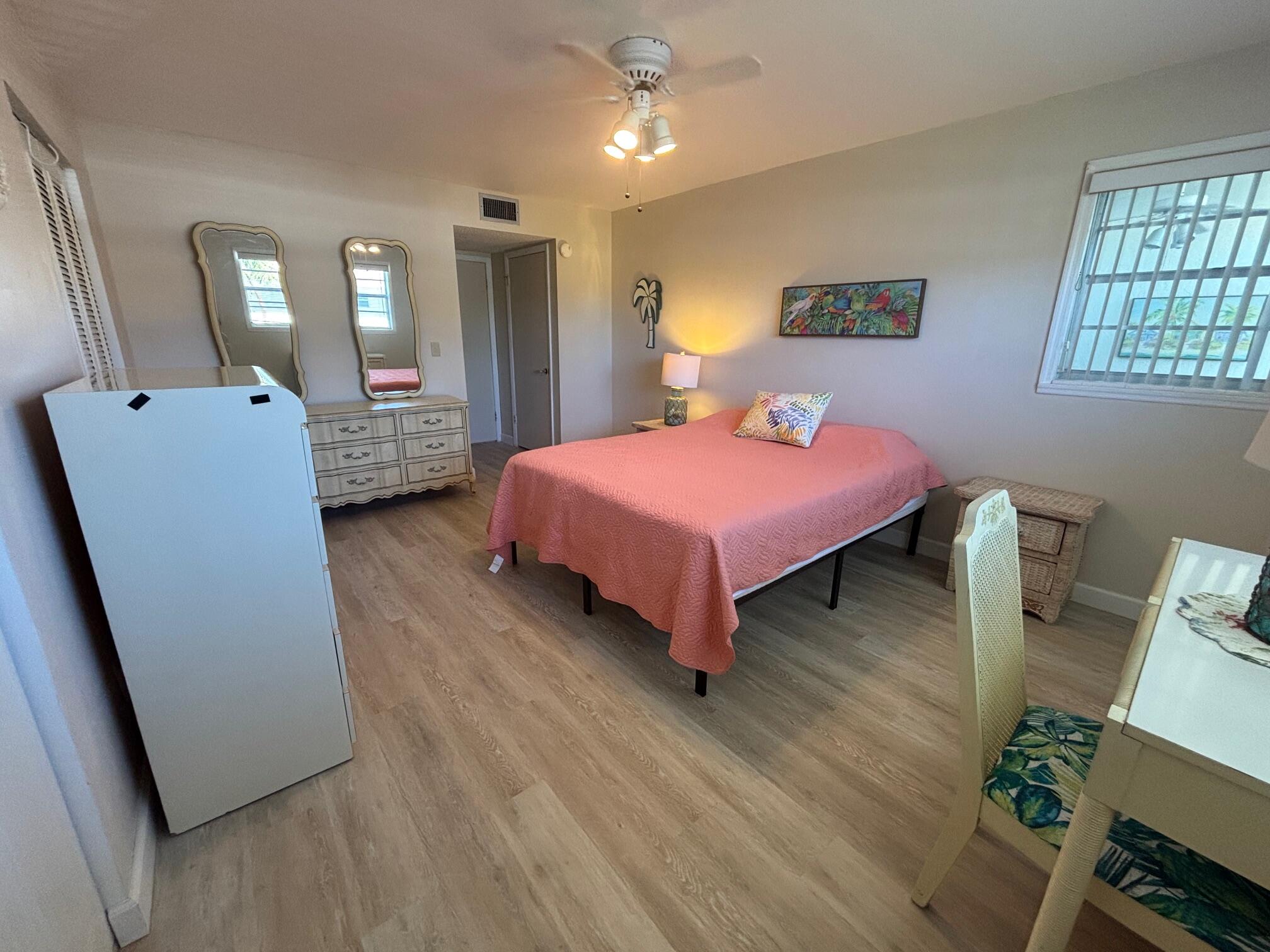 KINGSWOOD CONDO - Residential