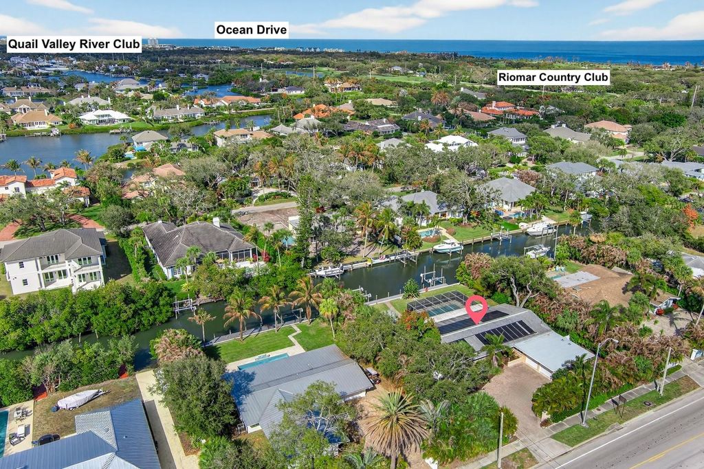 Photo of 547 E Causeway Boulevard, Vero Beach, FL 32963 (MLS # F10554959)