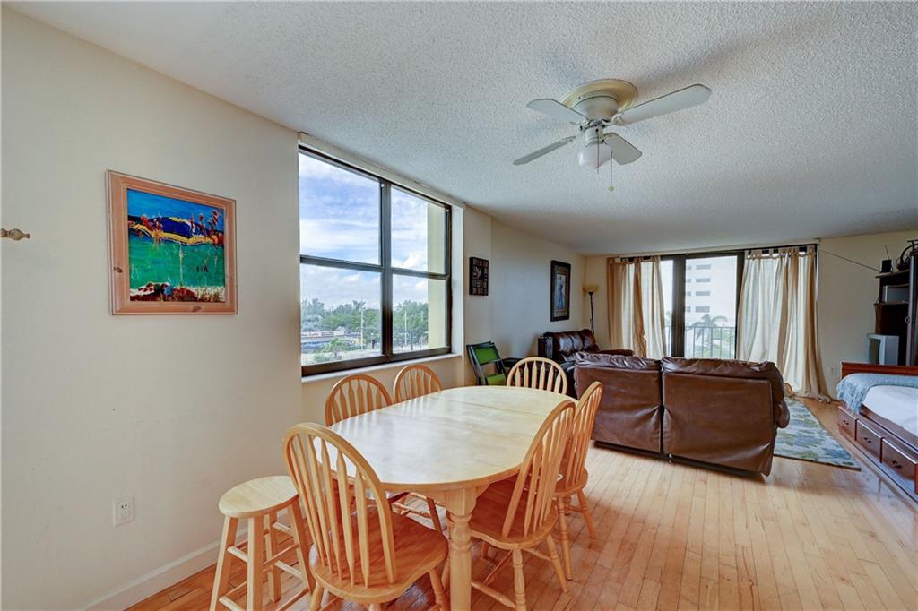 CRYSTAL TOWER - Residential