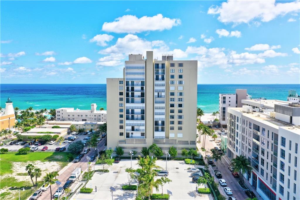 CRYSTAL TOWER - Residential