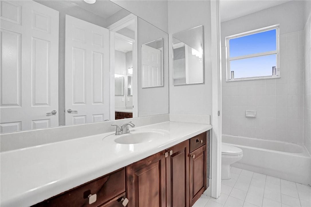 Windsor Palms 160-17 B - Residential