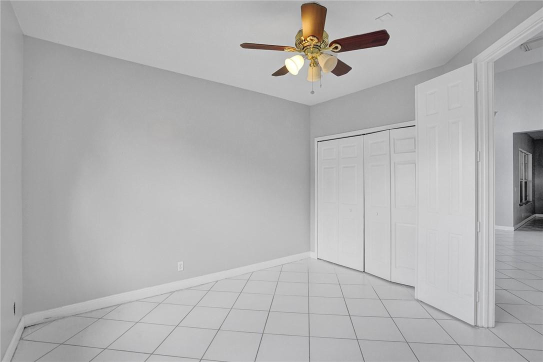 Windsor Palms 160-17 B - Residential