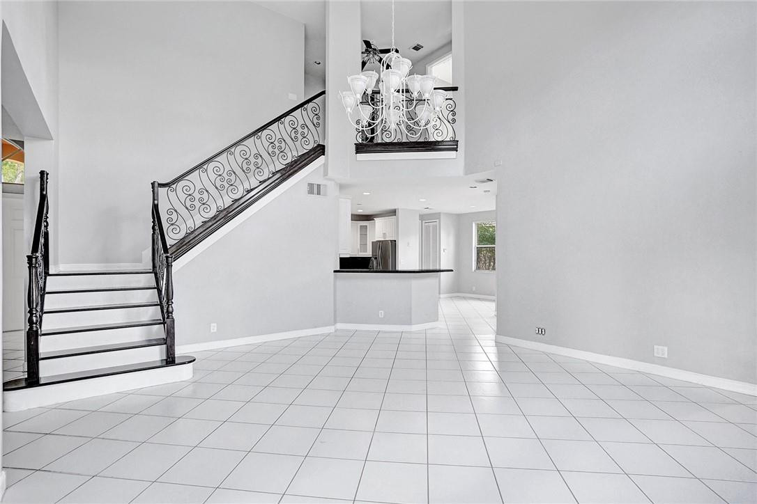 Windsor Palms 160-17 B - Residential