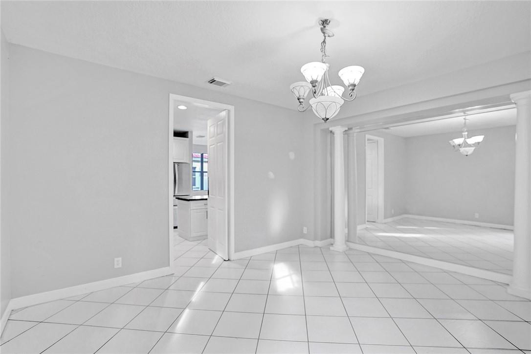 Windsor Palms 160-17 B - Residential