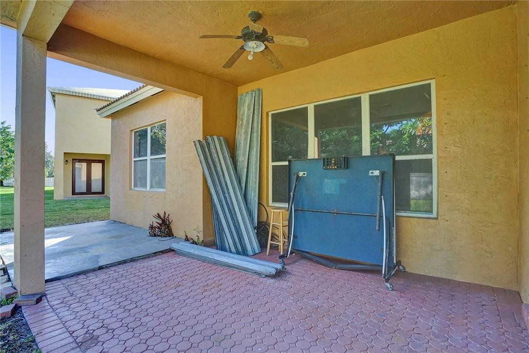 Windsor Palms 160-17 B - Residential