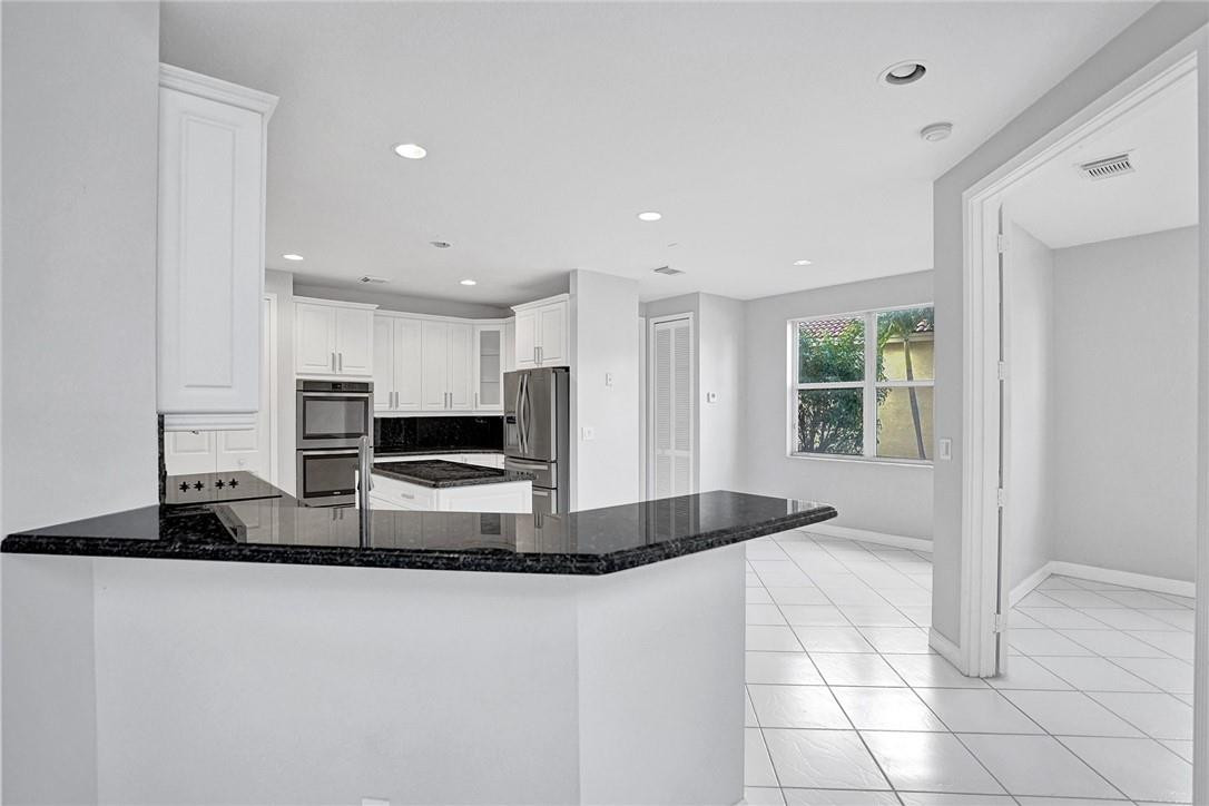 Windsor Palms 160-17 B - Residential