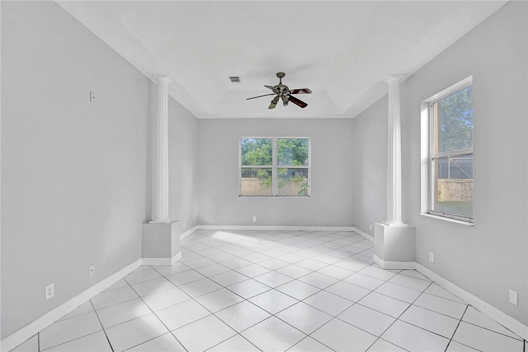 Windsor Palms 160-17 B - Residential