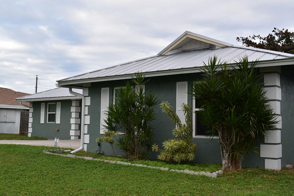 Photo of 826 Palama Way, Lantana, FL 33462 (MLS # R11157052)