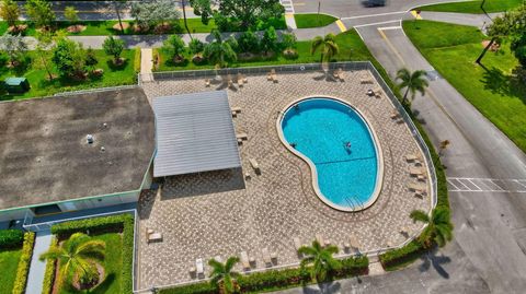 A home in Deerfield Beach