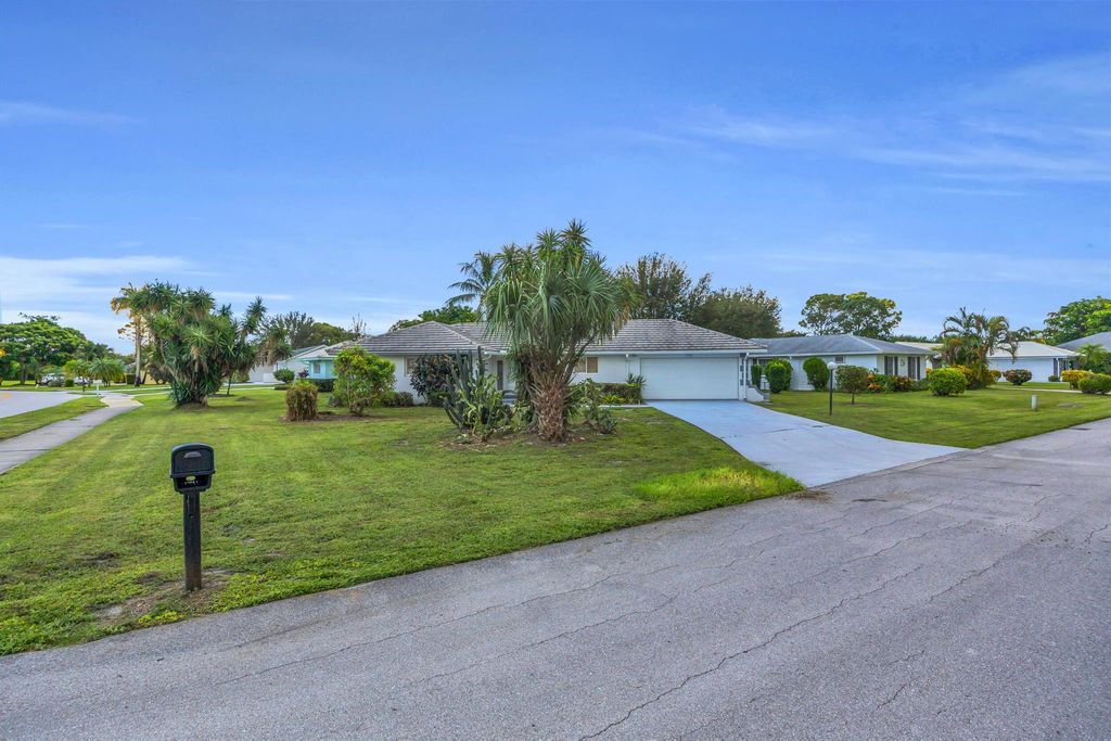 Photo of 9390 SE Little Club Way N, Tequesta, FL 33469 (MLS # R11128829)