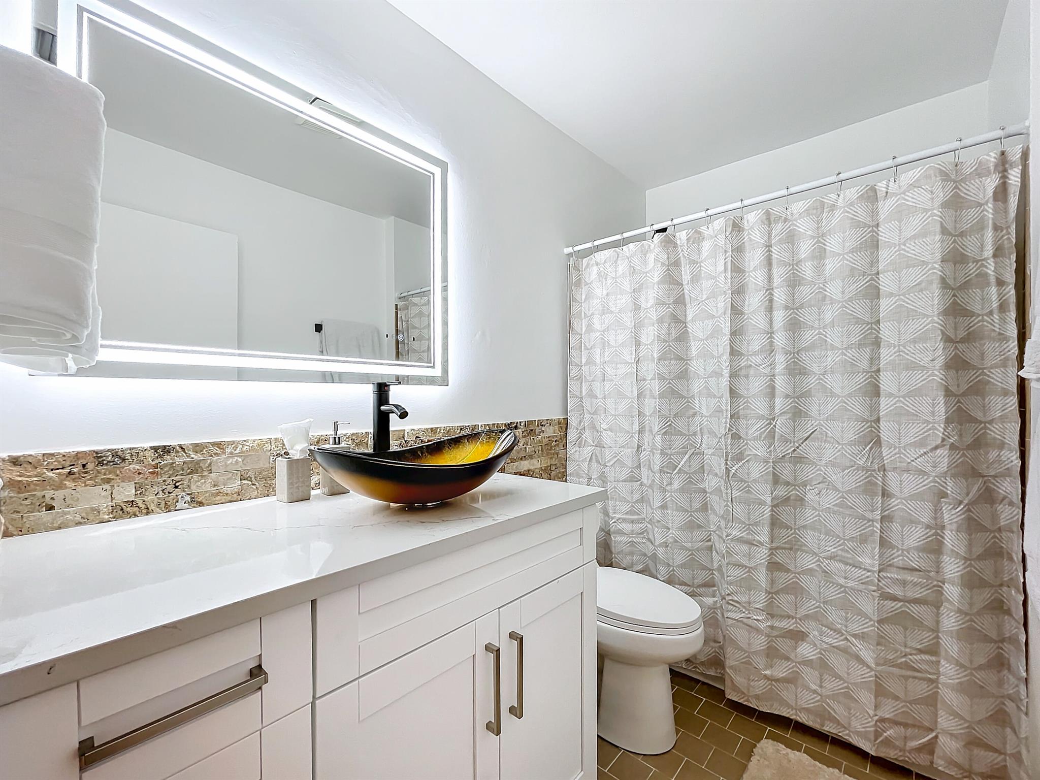 MEADOWS 300 1 - Residential