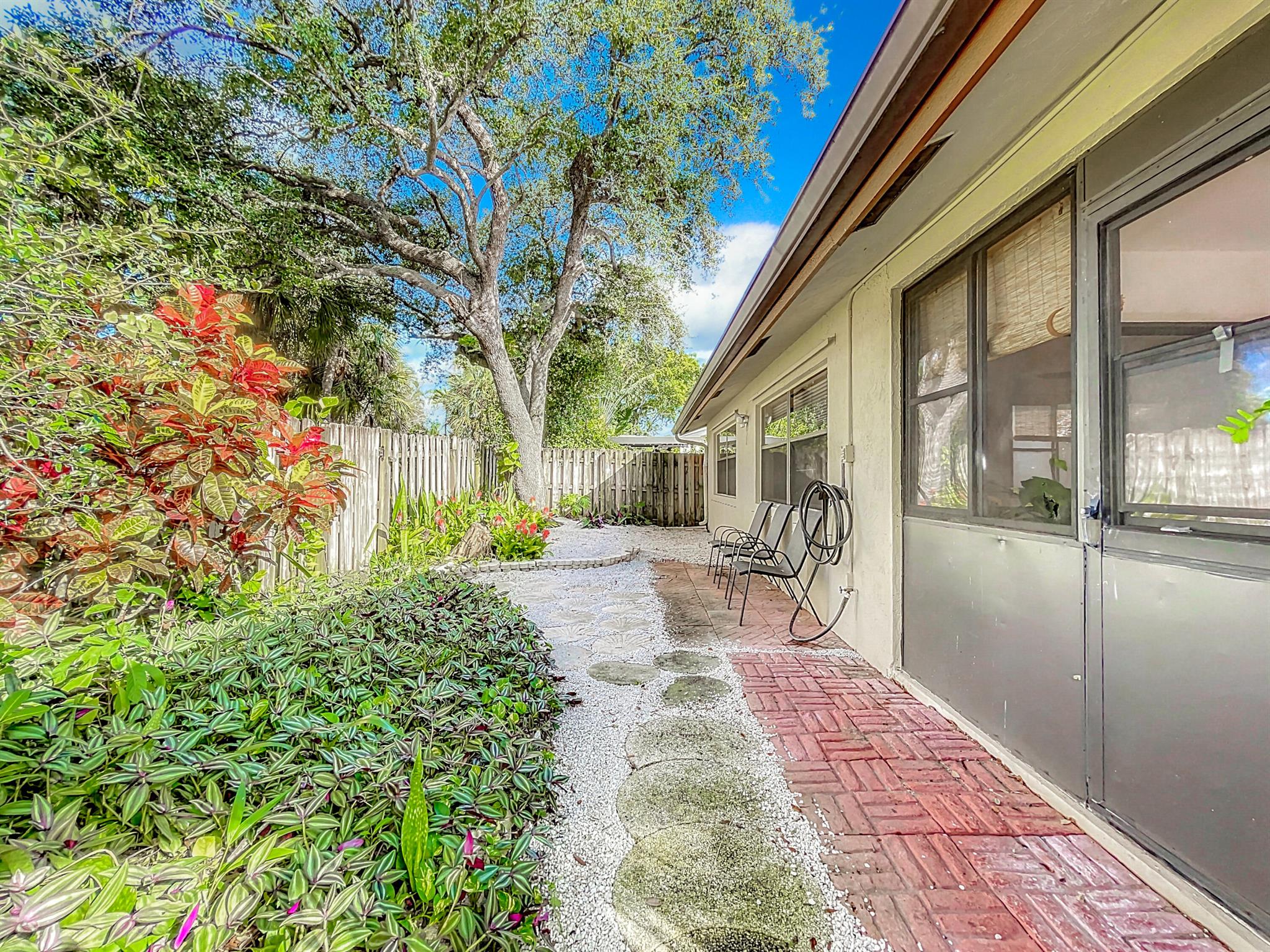 MEADOWS 300 1 - Residential