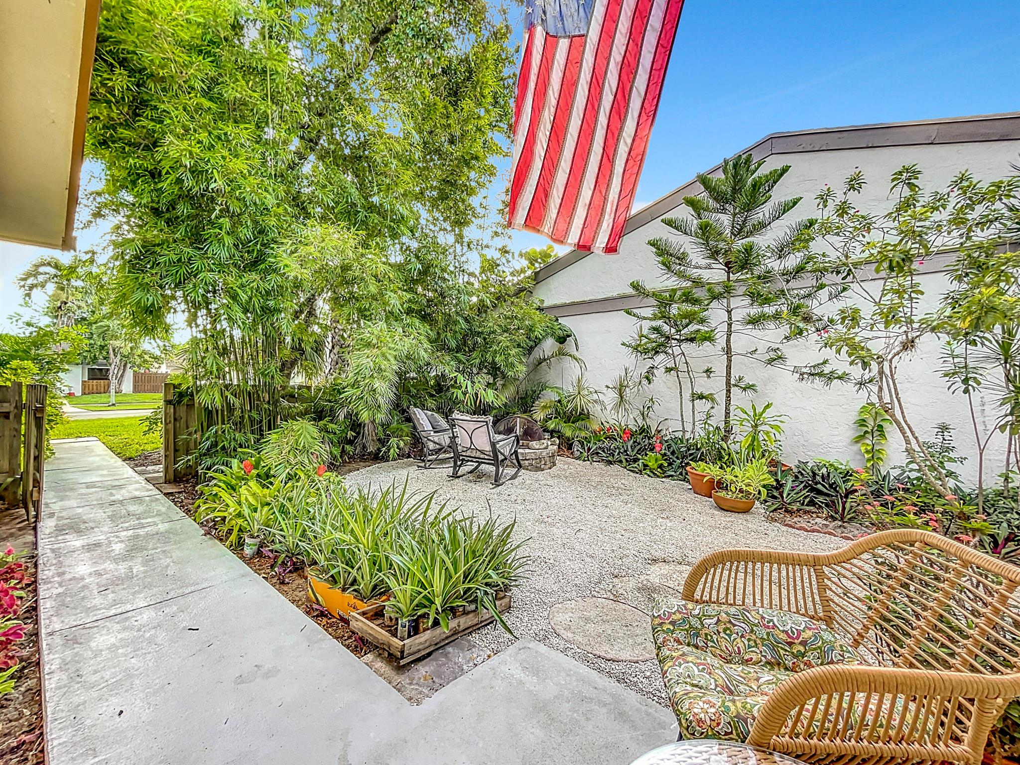 MEADOWS 300 1 - Residential