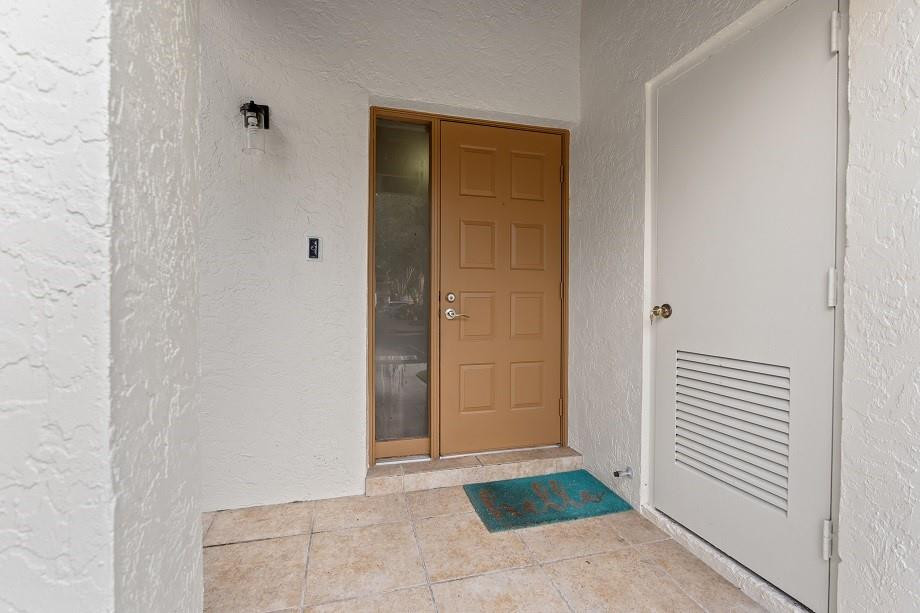 Golden Raintree III - Residential