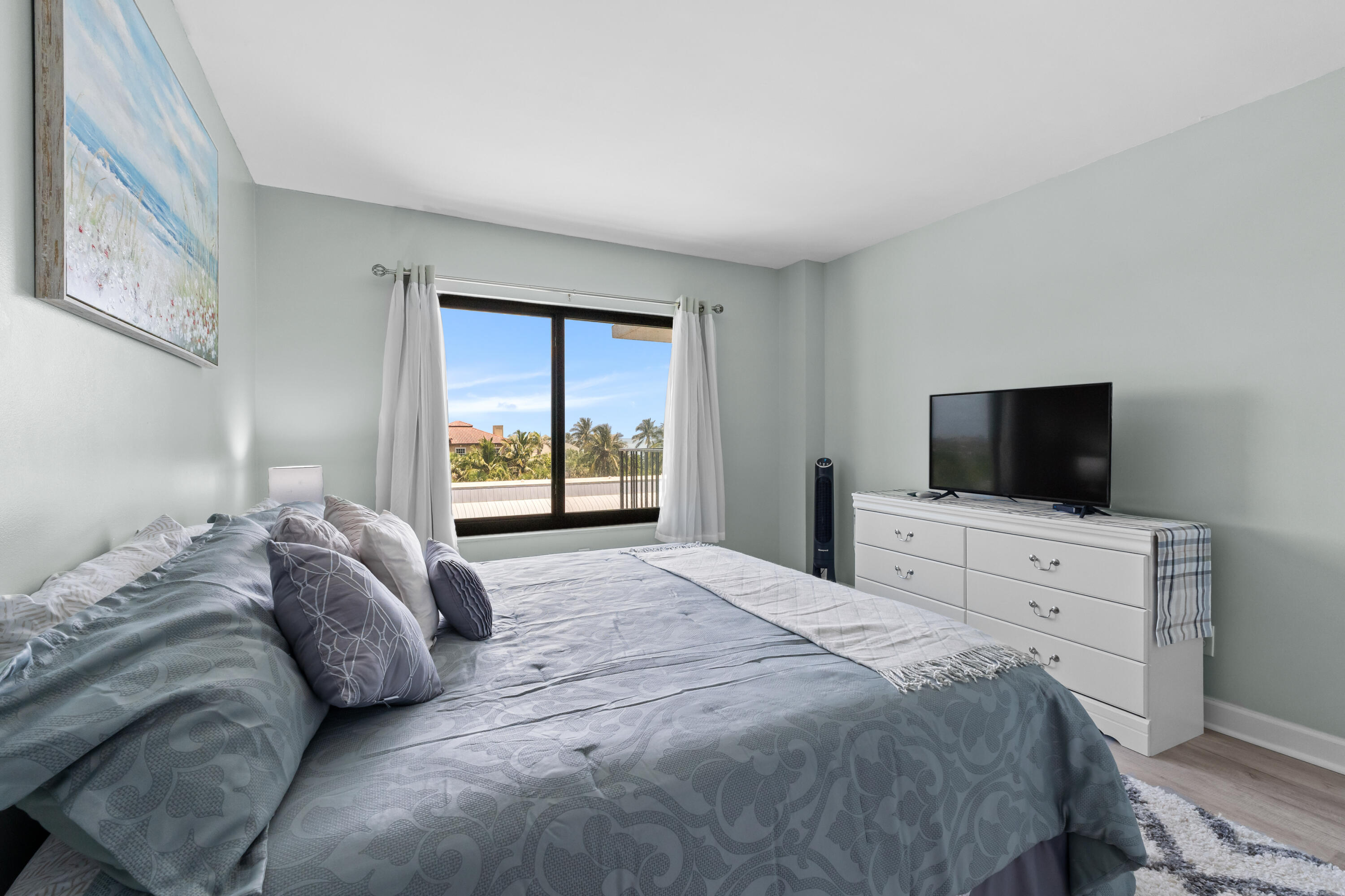 Sea Pointe Towers - Residential