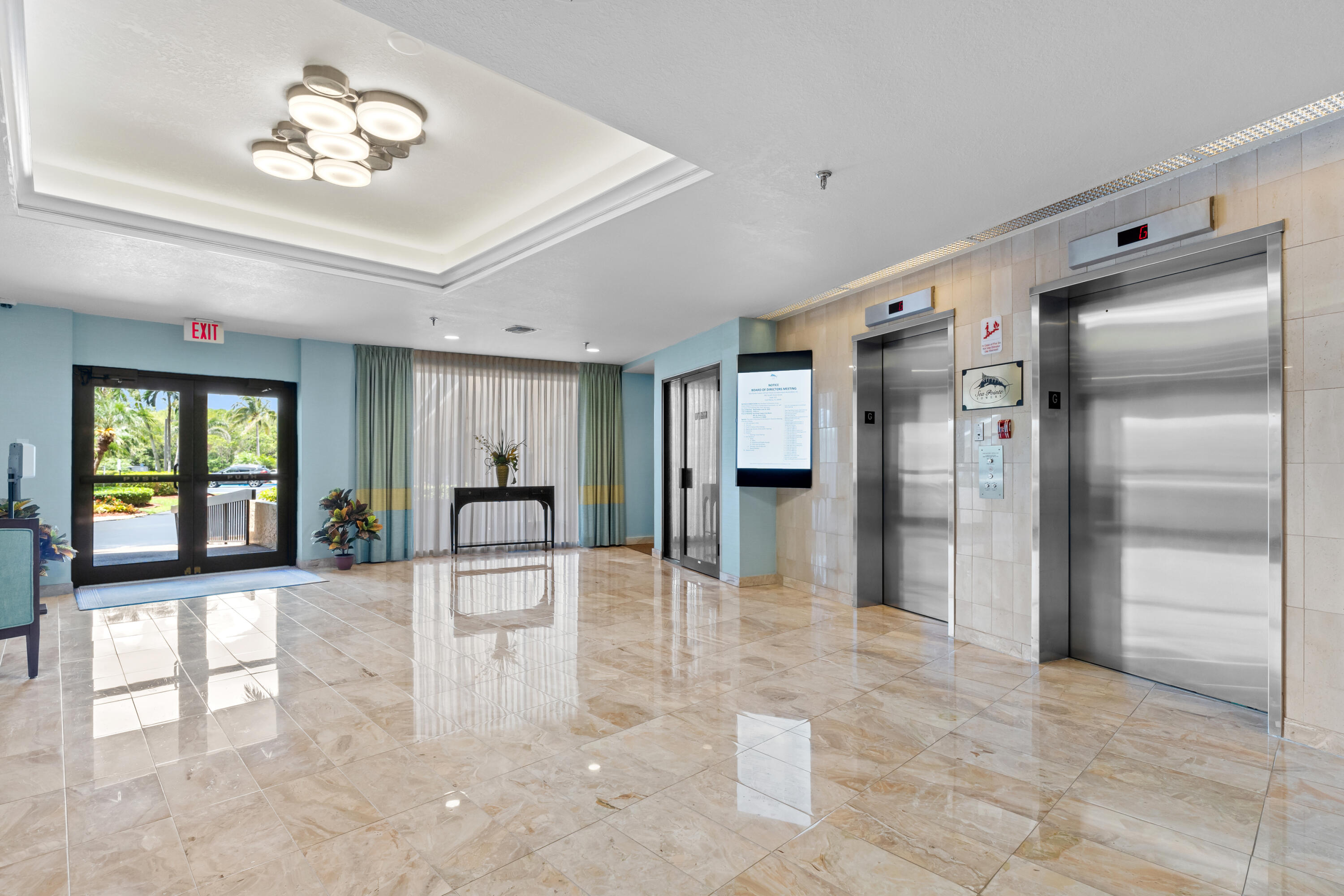 Sea Pointe Towers - Residential