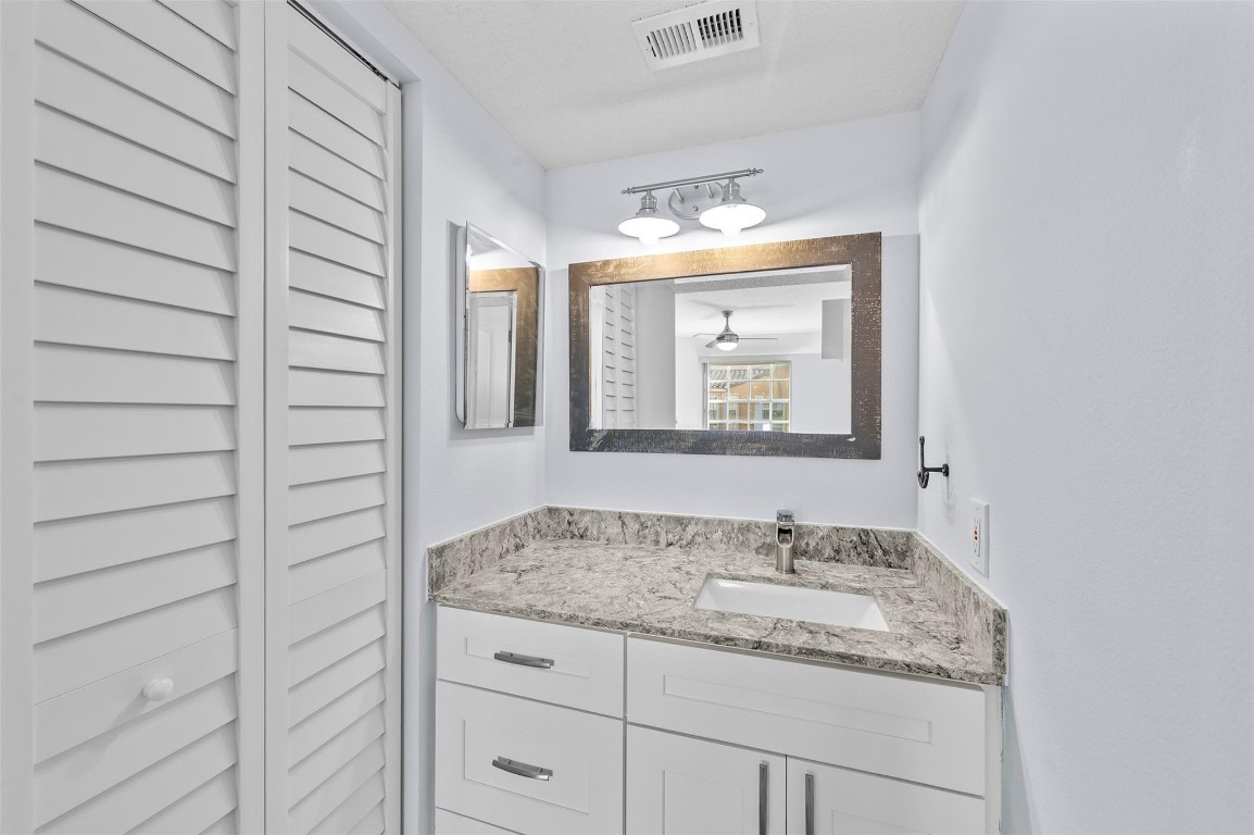 BAY REACH CONDO - Residential