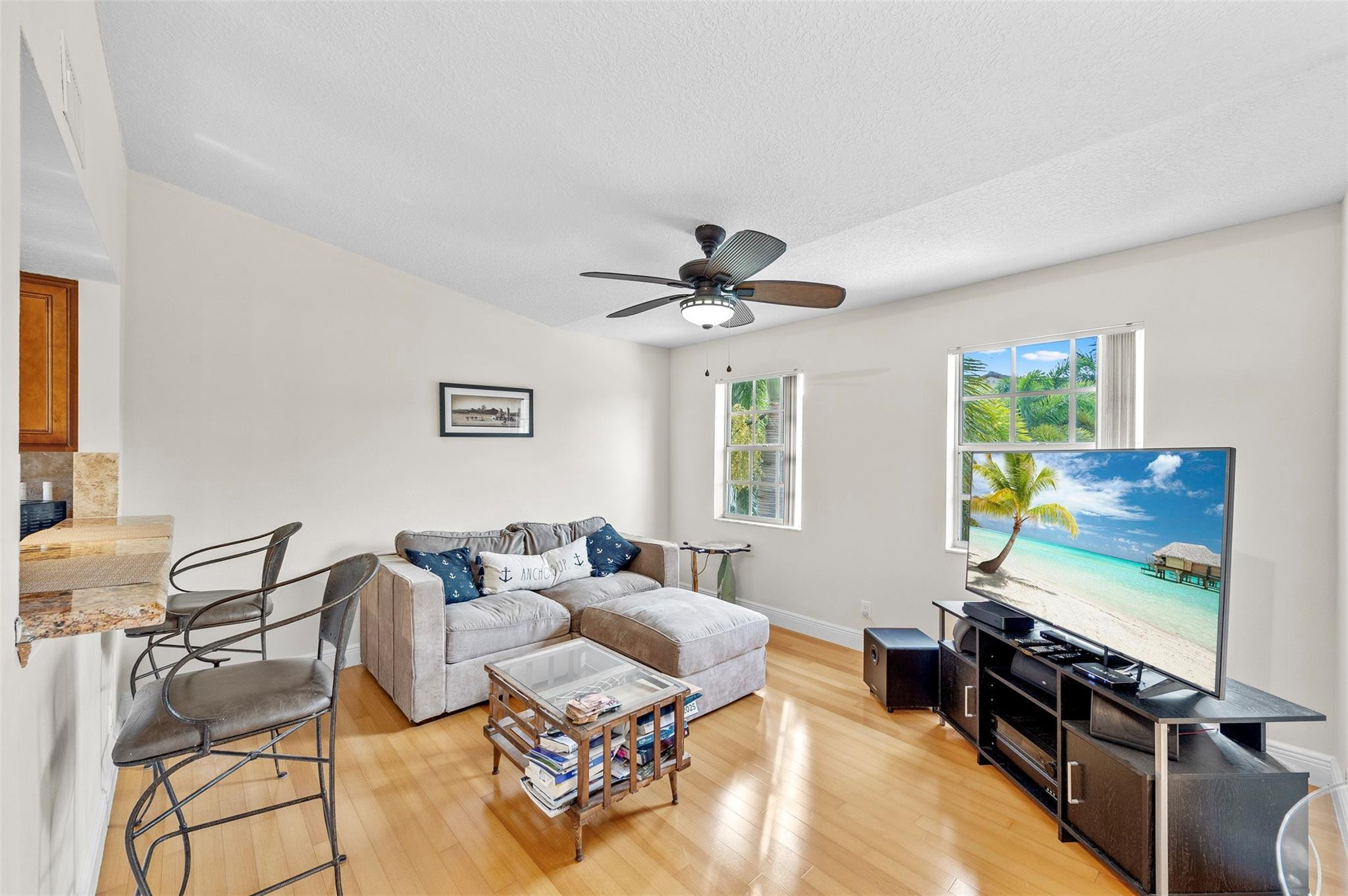 BAY REACH CONDO - Residential