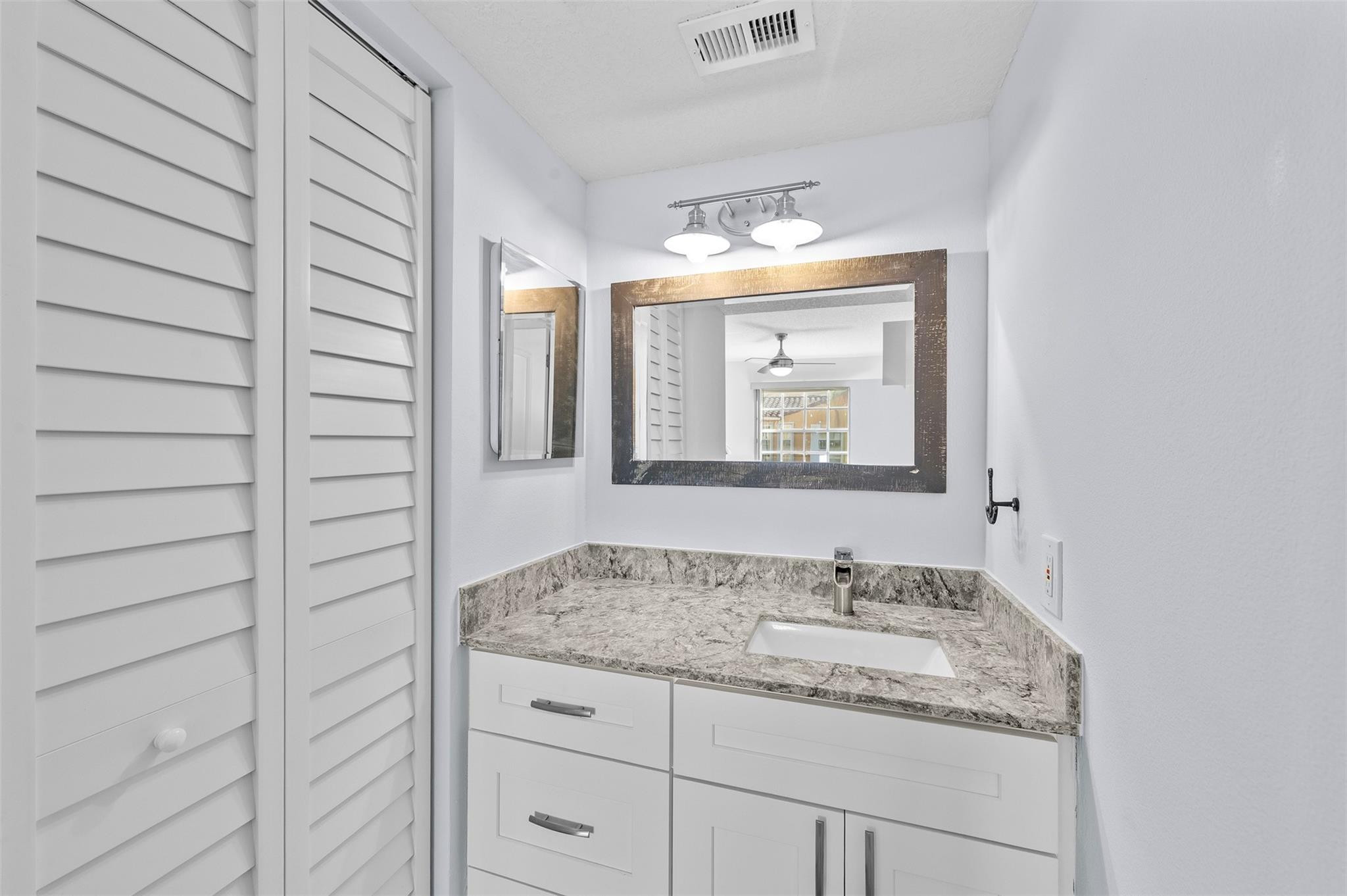 BAY REACH CONDO - Residential