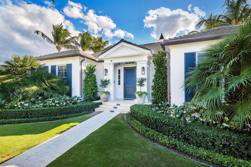 Photo of 216 Sandpiper Drive, Palm Beach, FL 33480 (MLS # R11155999)