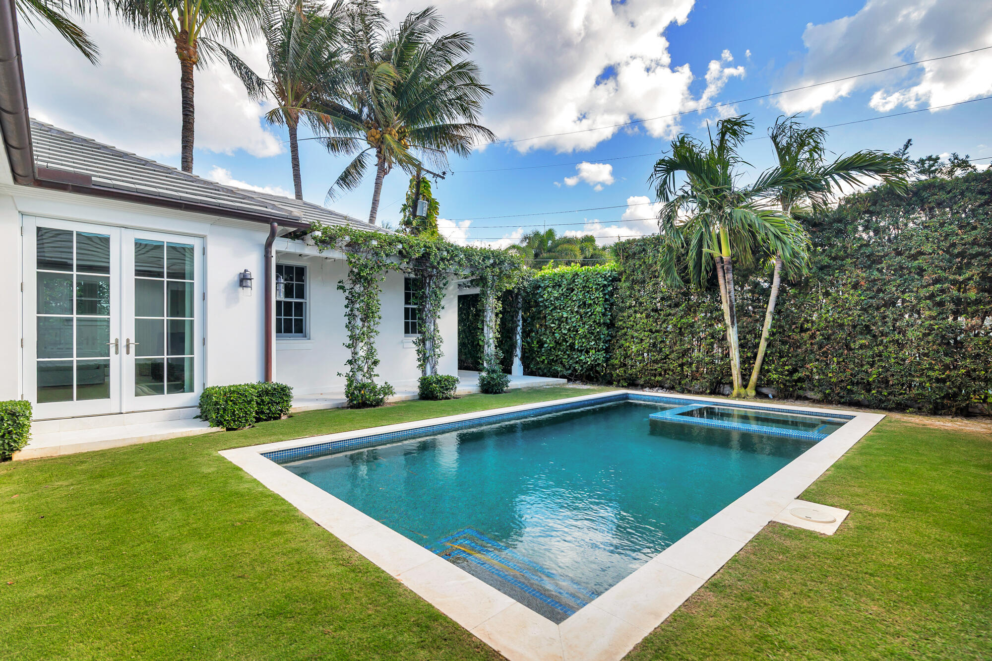 DODGE ESTATES IN - Residential