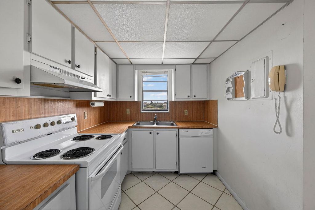 Photo of 2400 Deer Creek Country Club Boulevard #604-1, Deerfield Beach, FL 33442 (MLS # R11153698)