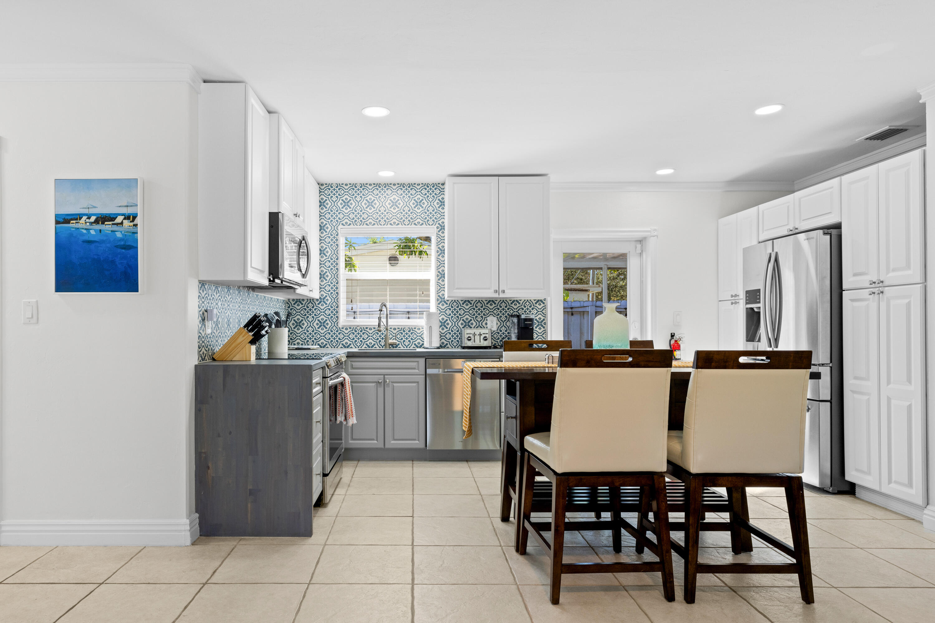 HIGHLAND ESTATES - Residential