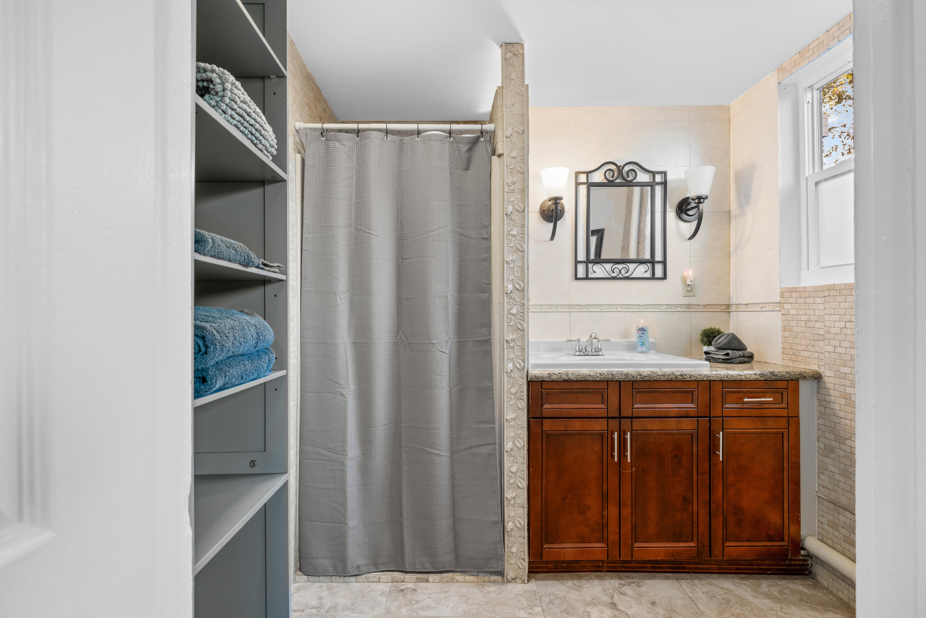 HIGHLAND ESTATES - Residential