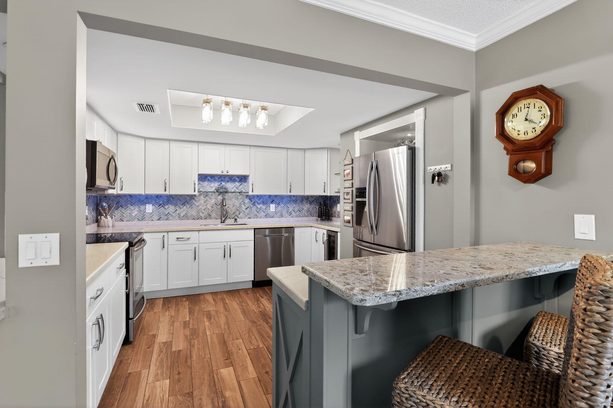 PARK ROAD MANOR - Residential