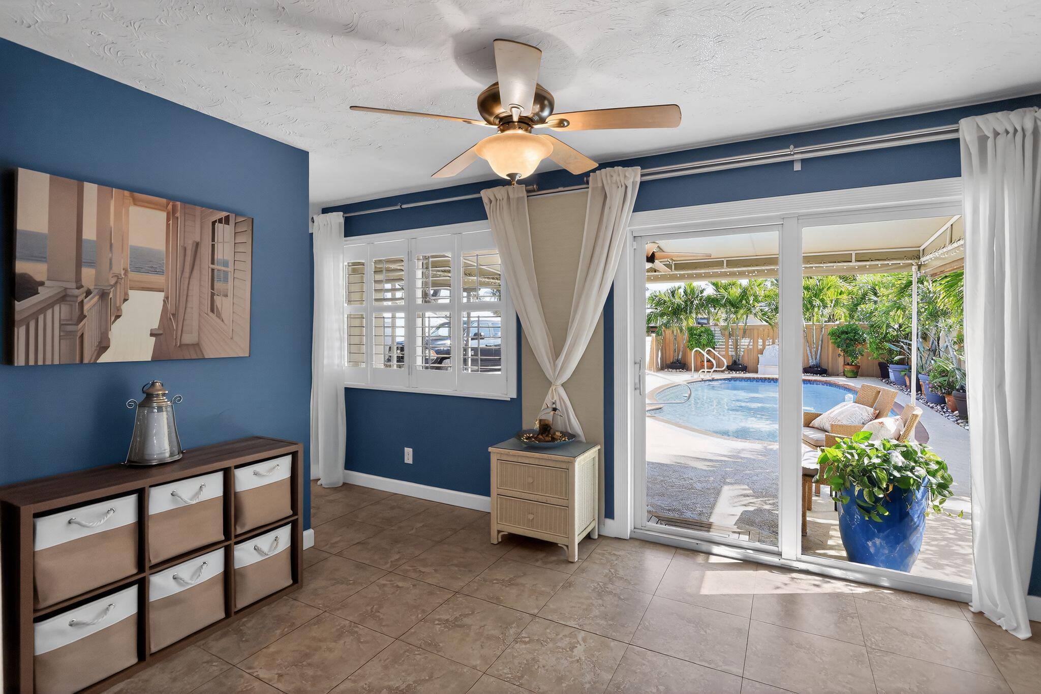 PARK ROAD MANOR - Residential