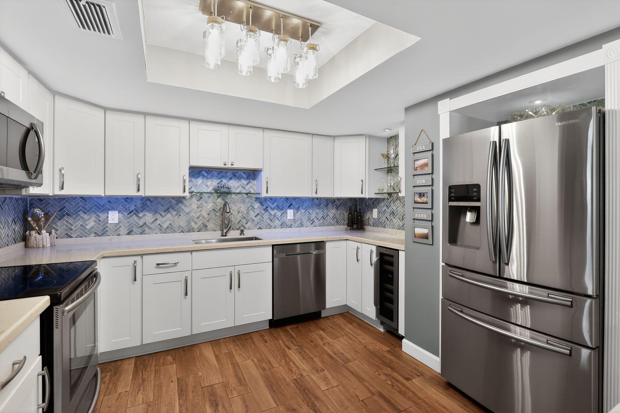 PARK ROAD MANOR - Residential