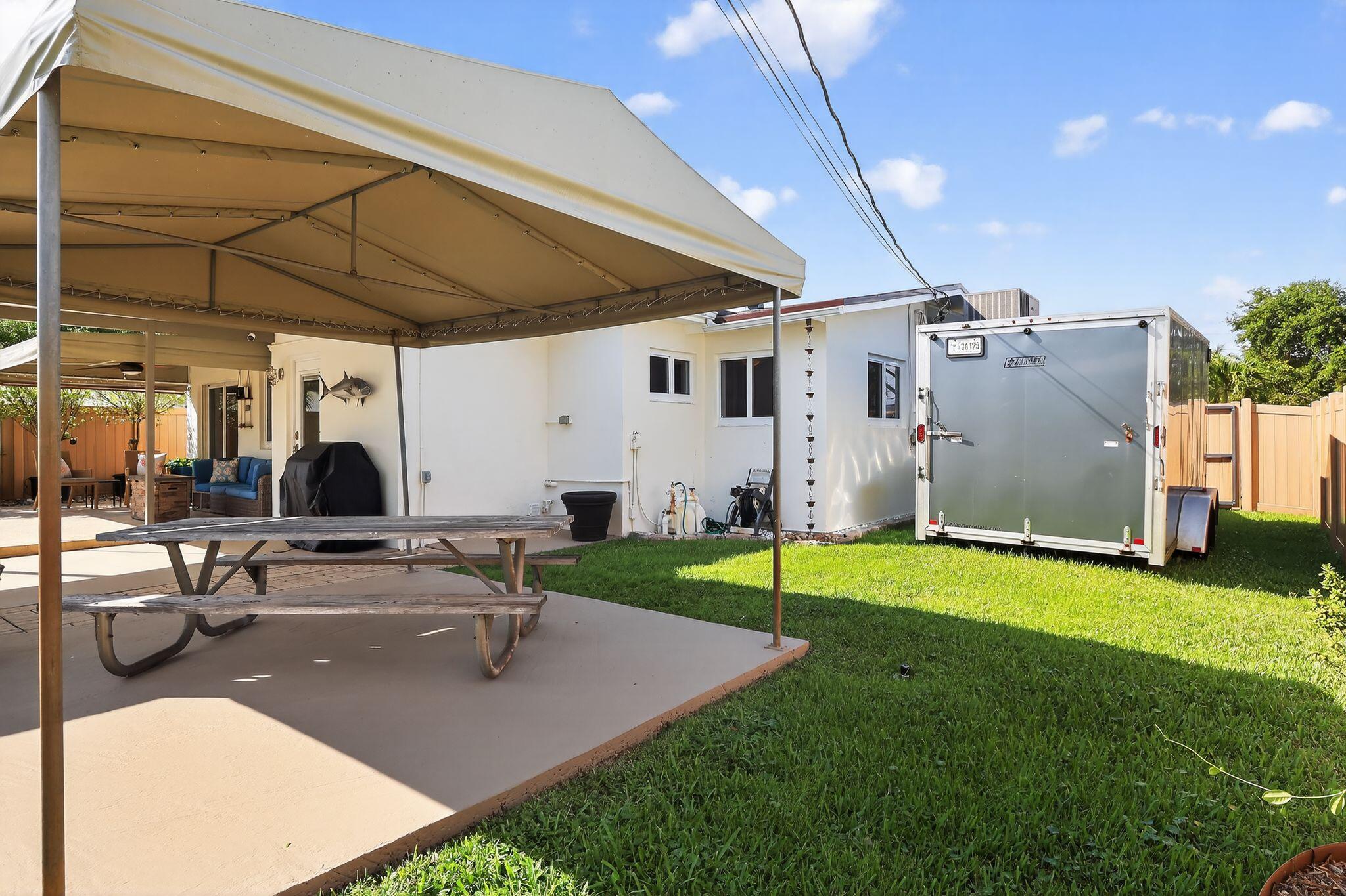 PARK ROAD MANOR - Residential