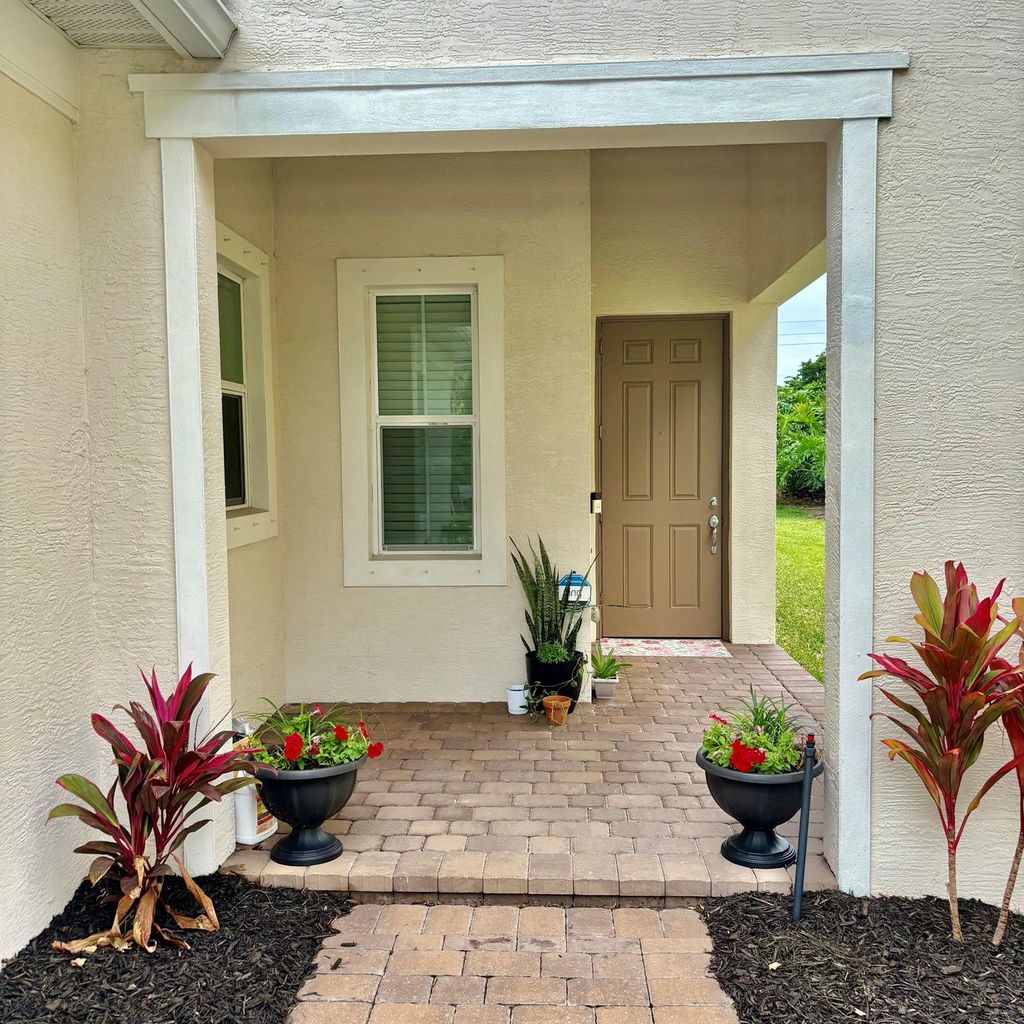 Photo of 1783 NW Cataluna Circle, Port Saint Lucie, FL 34986 (MLS # R11080087)
