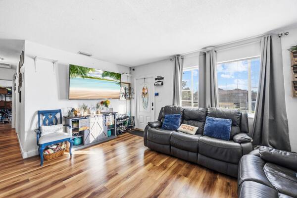 BLUE HERON PARK 1 - Residential