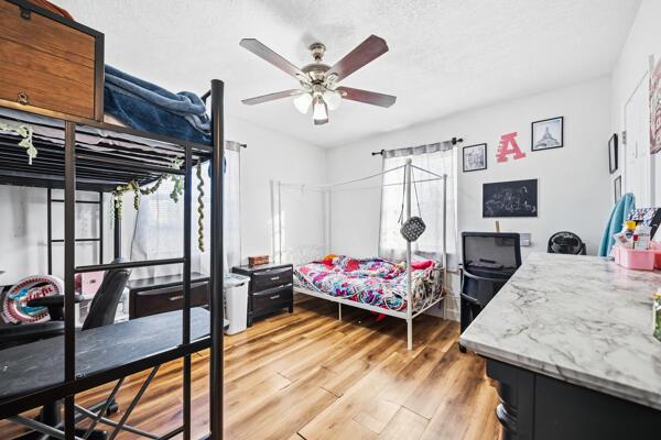 BLUE HERON PARK 1 - Residential