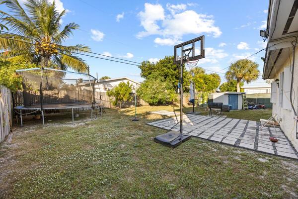 BLUE HERON PARK 1 - Residential